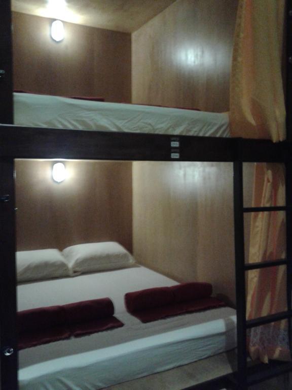 Skypod Boutique Hostel Kota Kinabalu Rom bilde